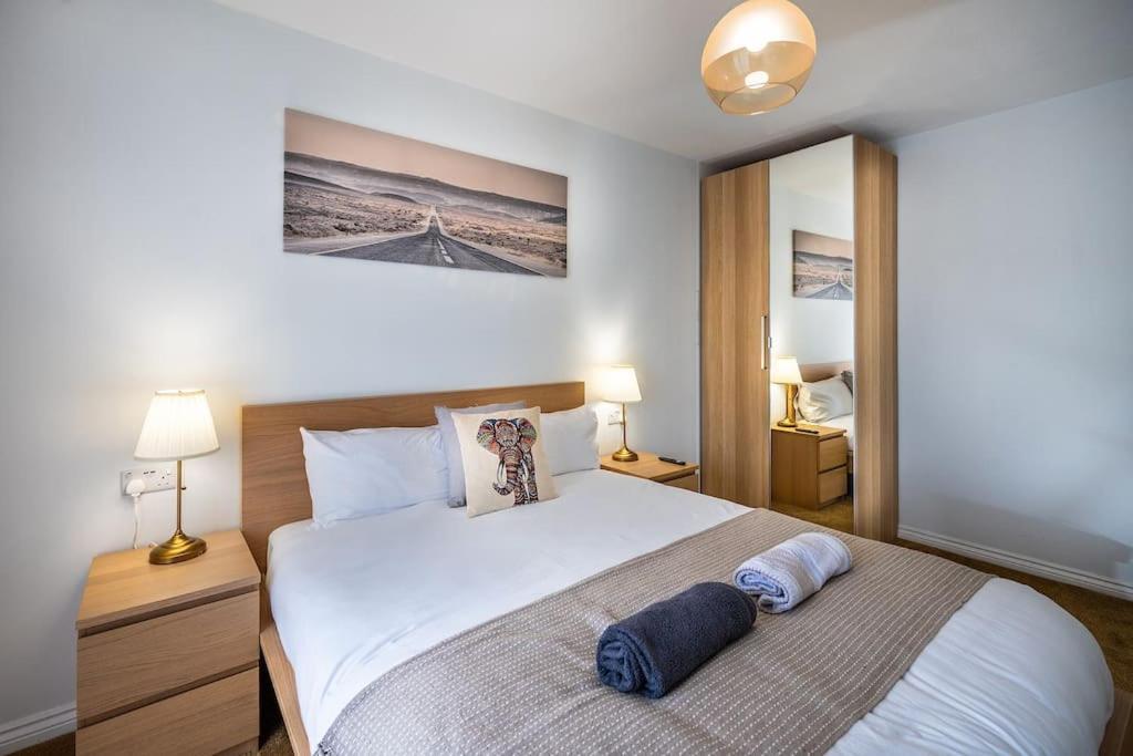 Reading 2-Bed Apartment & Parking Eksteriør bilde