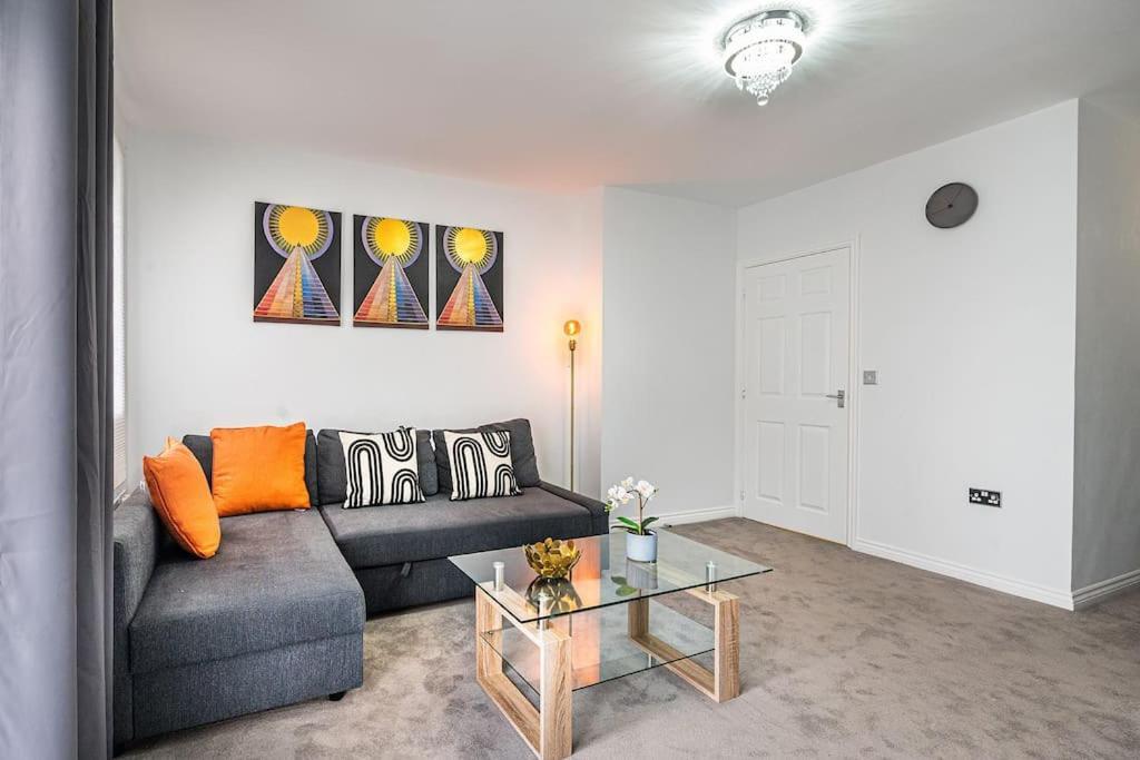 Reading 2-Bed Apartment & Parking Eksteriør bilde